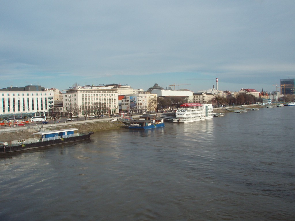 PC132105.JPG